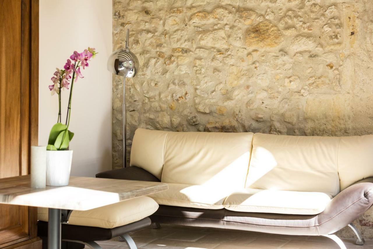 Bed and Breakfast La Vie Voyage Ланже Экстерьер фото